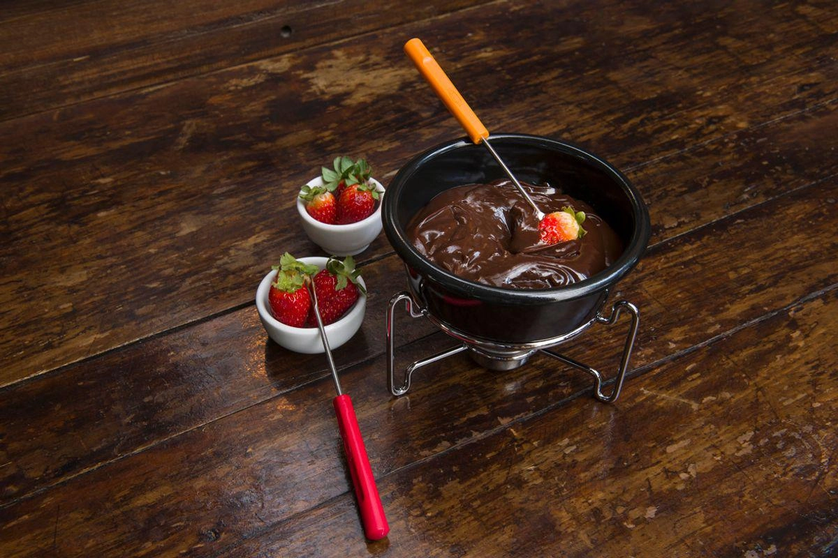 Conjunto Fondue Chocolate 7 Peças Brinox Conjunto Fondue Chocolate 7 Peças Brinox
