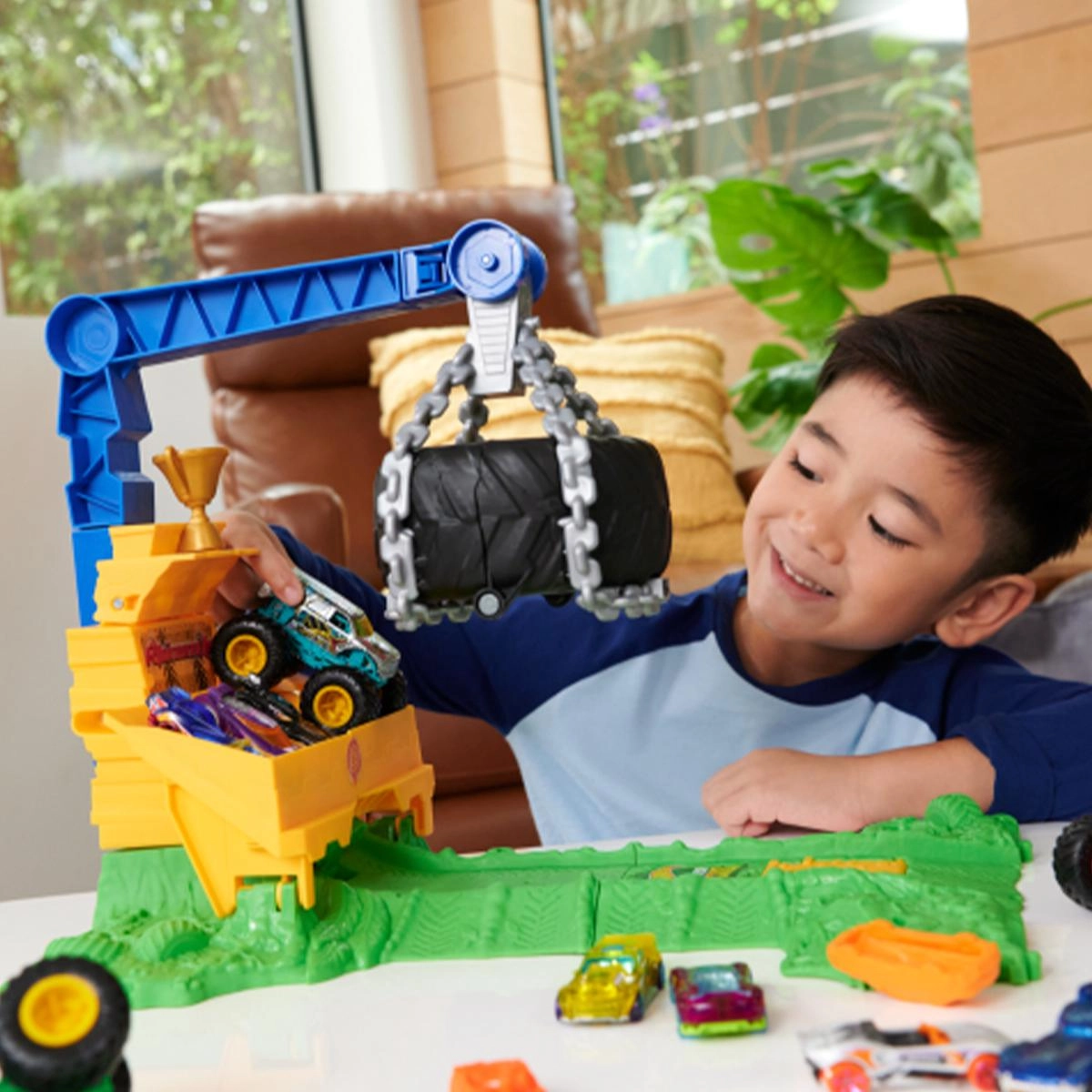 Hot Wheels Mosnter Trucks Pista Arena Mattel