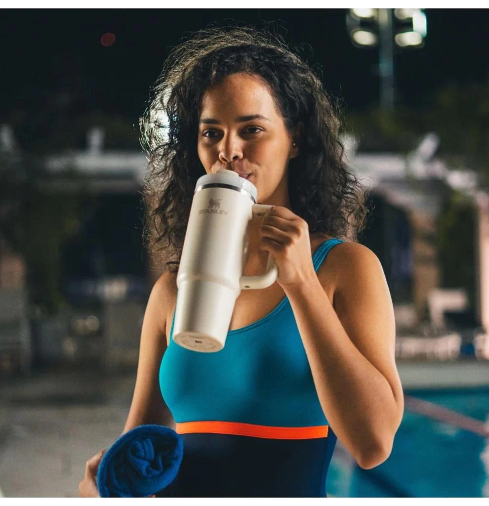 QUENCHER TERMICO 08150-01 2.0 887ML CREAM STANLEY