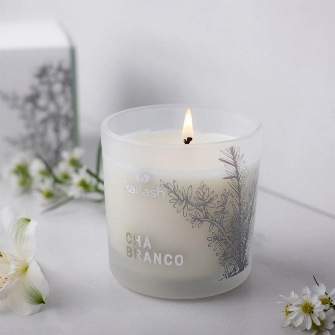 Vela perfumada chá branco 180g - Kailash